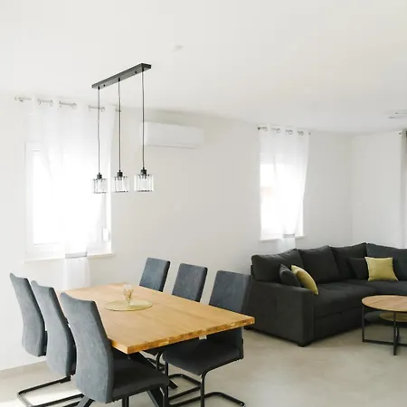 Castellano Apartment Kastela