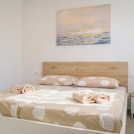 Castellano Apartman Kastela