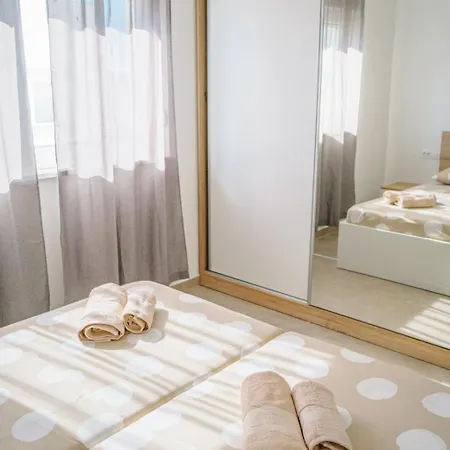 Castellano Apartman *