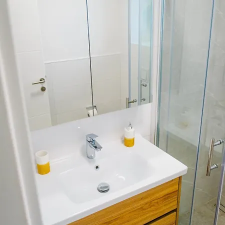 Castellano Apartman *